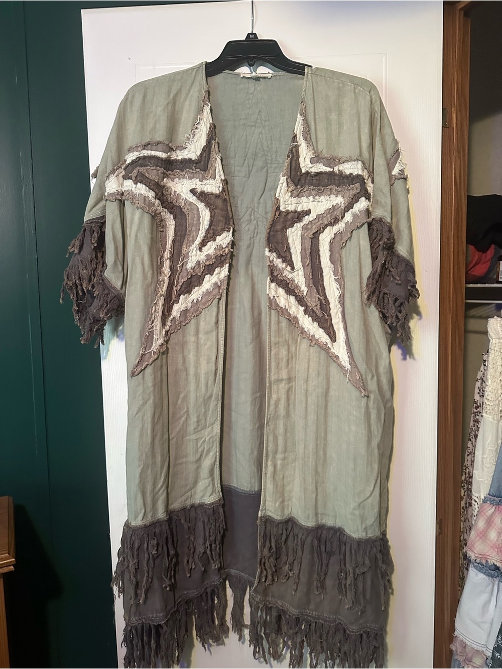 Oli & Hali Sage Green Fringe Star Appliqué Kimono